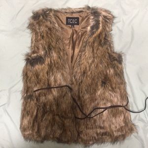 TCEC Jackets & Coats - Faux Fur Vest Brown TCEC Jackets & Coats - Faux Fur Vest Brown